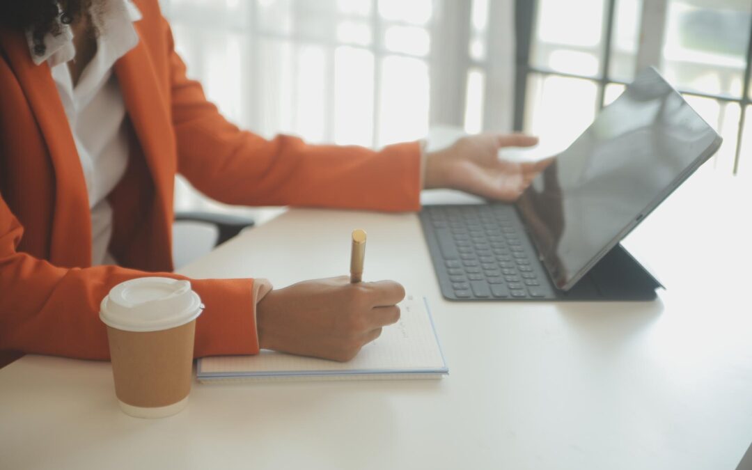 What Does Structured Onboarding Actually Look Like? Your Scalable 30-60-90 Day Playbook